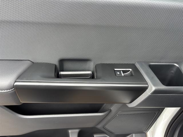 Photo of 2025 Oxford White Ford F-150