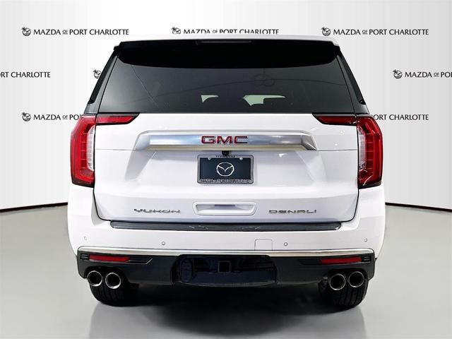 Photo of 2023 Summit White GMC Yukon XL