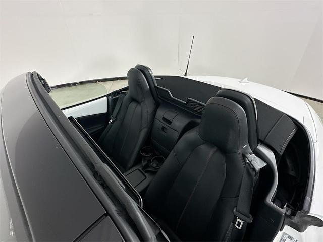 Photo of 2016 Crystal White Pearl Metallic Mazda MX-5 Miata
