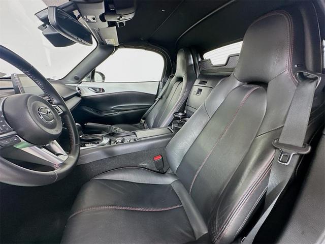 Photo of 2016 Crystal White Pearl Metallic Mazda MX-5 Miata