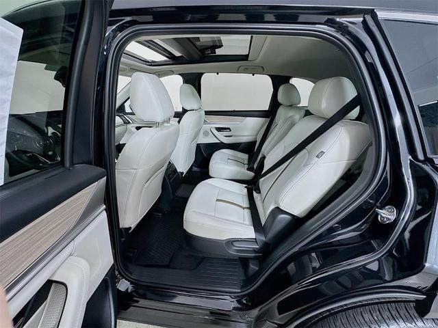 Photo of 2025 Jet Black Mica Mazda CX-90