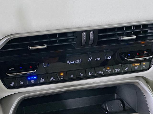 Photo of 2025 Jet Black Mica Mazda CX-90