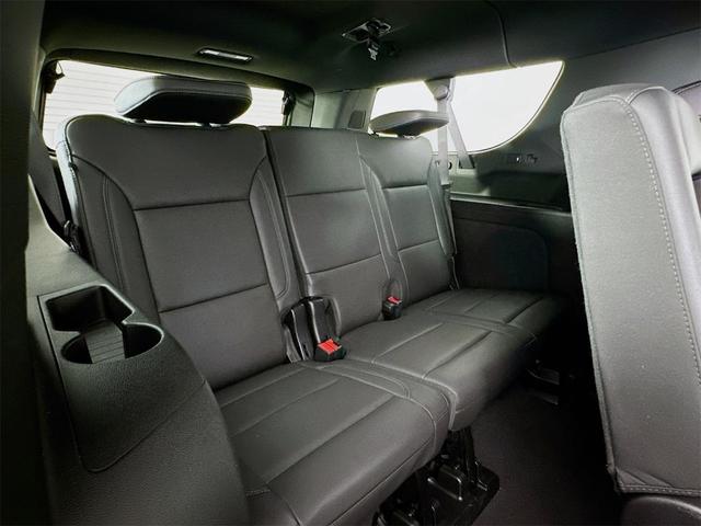 Photo of 2024 Black Chevrolet Suburban