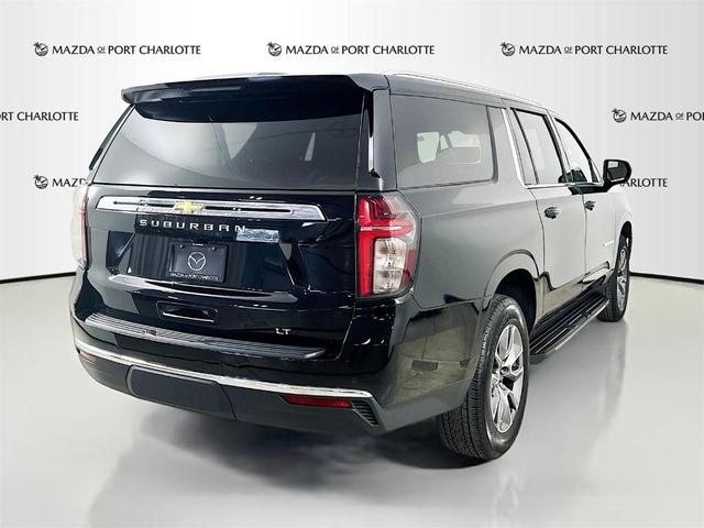 Photo of 2024 Black Chevrolet Suburban