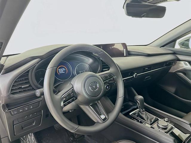 Photo of 2025 Platinum Mazda Mazda3