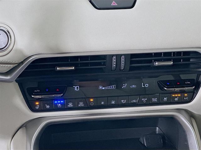 Photo of 2025 Rhodium Mazda CX-90