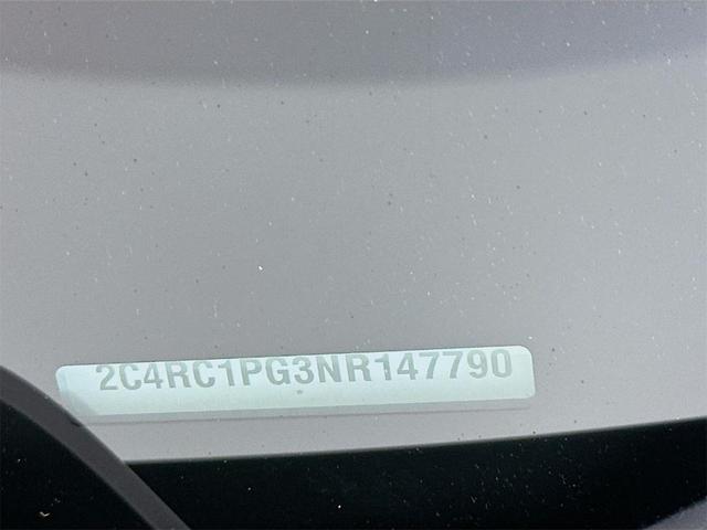 Photo of 2022 Granite Crystal Clearcoat Metallic Chrysler Pacifica