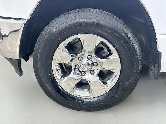Photo of 2022 Bright White Clearcoat RAM 1500
