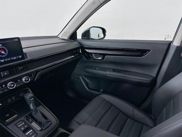 Photo of 2025 Silver Honda CR-V