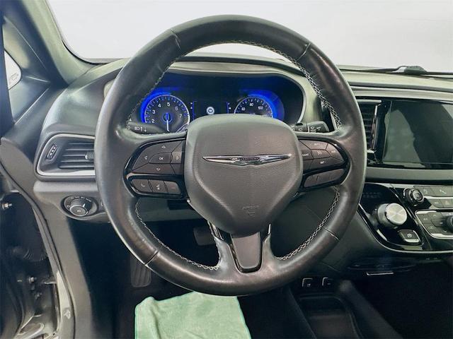 Photo of 2020 Ceramic Gray Clearcoat Chrysler Pacifica