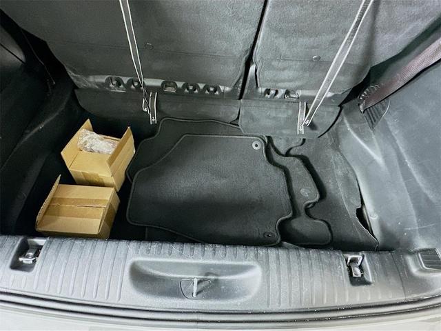 Photo of 2020 Ceramic Gray Clearcoat Chrysler Pacifica