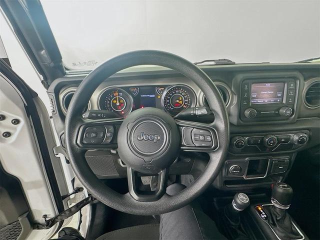 Photo of 2021 Bright White Clearcoat Jeep Wrangler