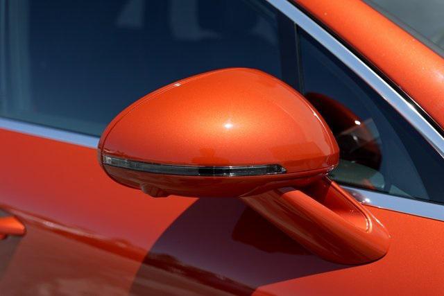 Photo of 2025 Papaya Metallic Porsche Macan