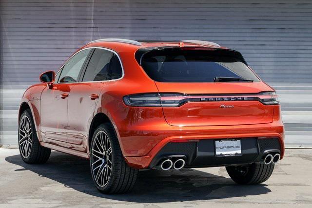 Photo of 2025 Papaya Metallic Porsche Macan
