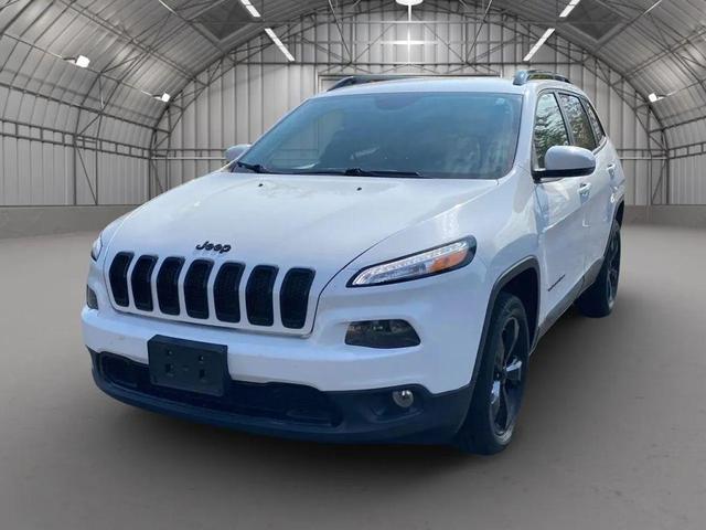 Photo of 2018 White Jeep Cherokee