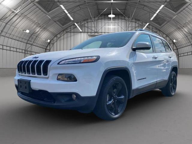 Photo of 2018 White Jeep Cherokee
