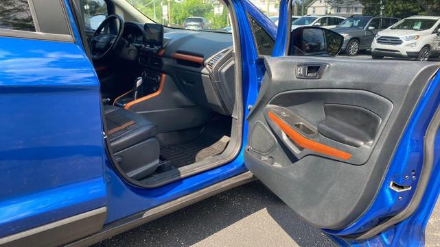 Photo of 2018 Blue Ford EcoSport