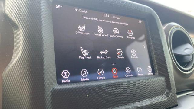 Photo of 2022 Gray Jeep Gladiator