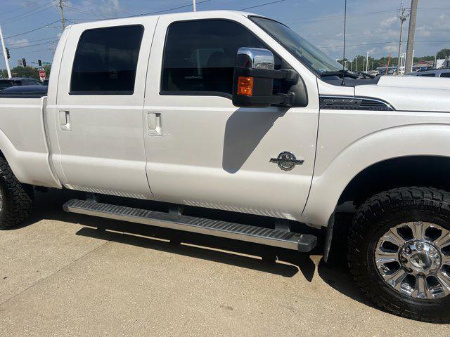 Photo of 2015 White Platinum Metallic Tri-Coat Ford F-250