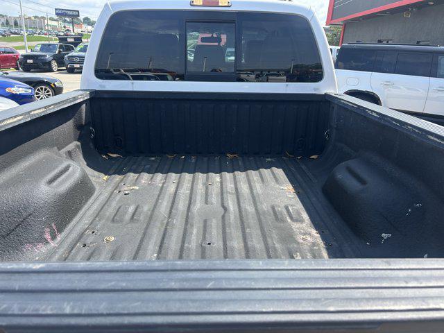 Photo of 2015 White Platinum Metallic Tri-Coat Ford F-250