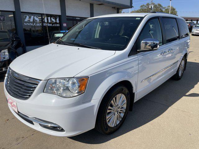 2015 Chrysler Town & Country