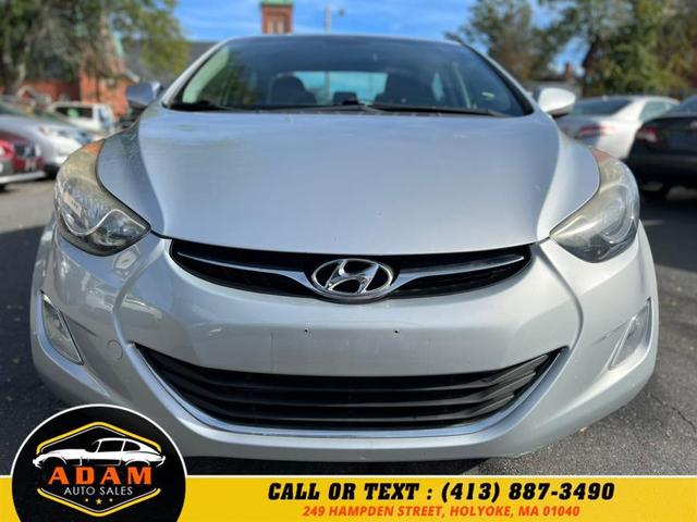 Photo of 2013 Radiant Silver Hyundai ELANTRA