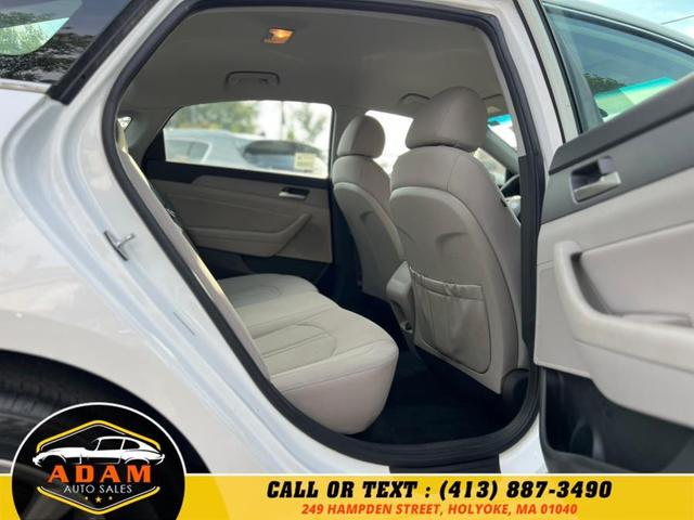 Photo of 2018 Quartz White Pearl Hyundai SONATA