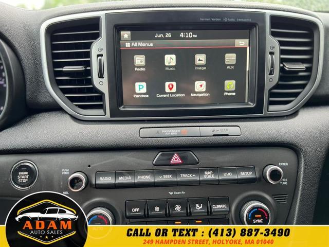 Photo of 2017 Mineral Silver Kia Sportage