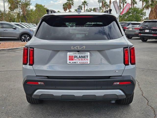 Photo of 2023 Wolf Gray Kia Sorento