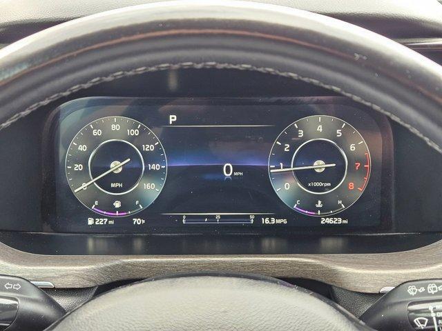 Photo of 2023 Wolf Gray Kia Sorento