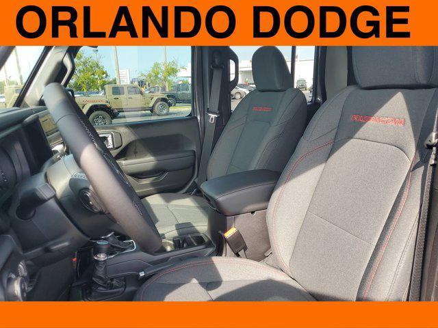 Photo of 2025 Granite Crystal Metallic Clearcoat Jeep Gladiator