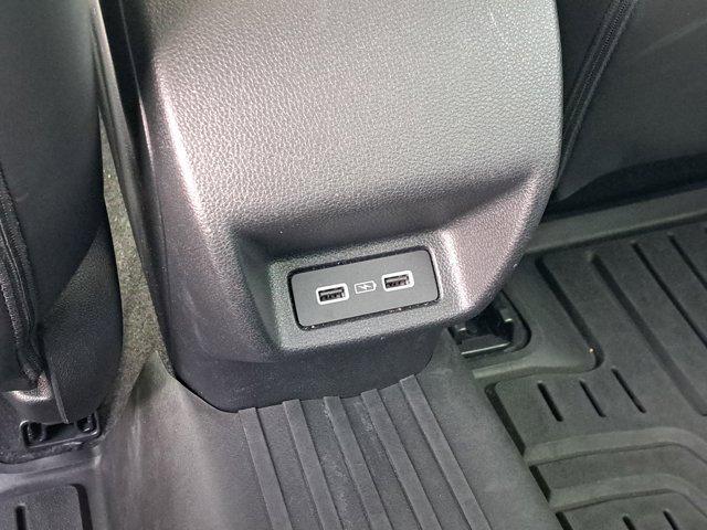 Photo of 2023 Platinum White Pearl Honda Civic