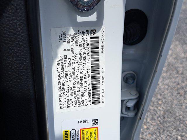 Photo of 2023 Platinum White Pearl Honda Civic