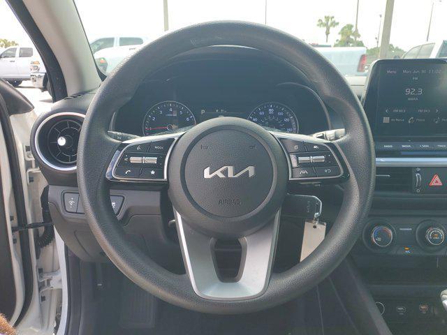 Photo of 2024 Snow White Pearl Kia Forte
