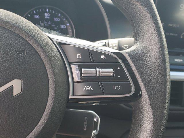 Photo of 2024 Snow White Pearl Kia Forte