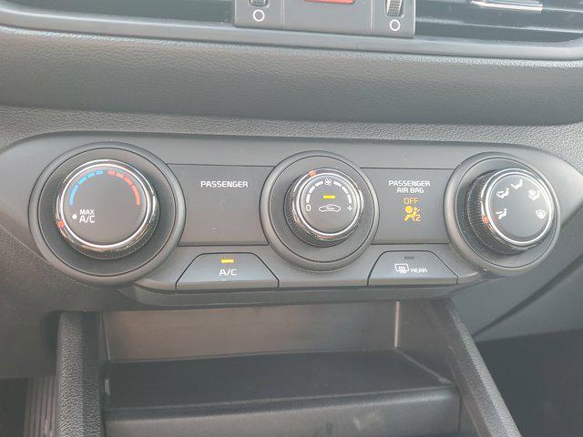 Photo of 2024 Snow White Pearl Kia Forte