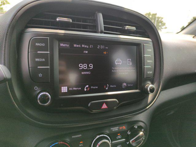 Photo of 2023 Snow White Pearl Kia Soul