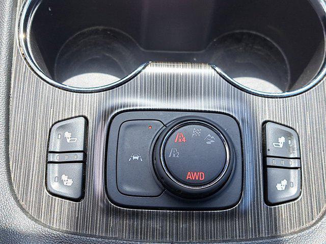 Photo of 2023 Summit White GMC Acadia