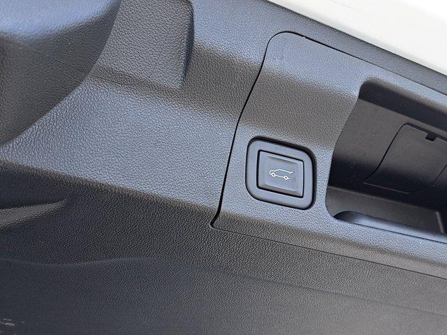 Photo of 2023 Summit White GMC Acadia
