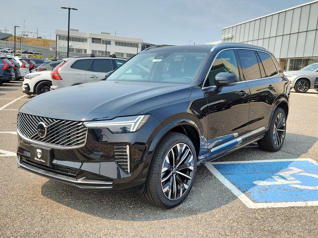 Photo of 2025 Onyx Black Metallic Volvo XC90