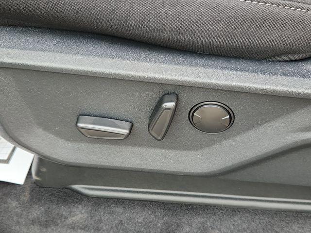 Photo of 2025 Oxford White Ford F-150