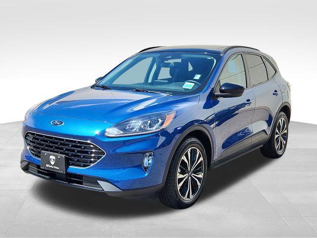 Photo of 2022 Atlas Blue Metallic Ford Escape