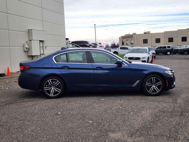 Photo of 2021 Phytonic Blue Metallic BMW 530