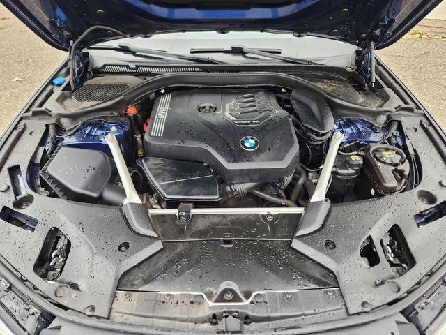 Photo of 2021 Phytonic Blue Metallic BMW 530