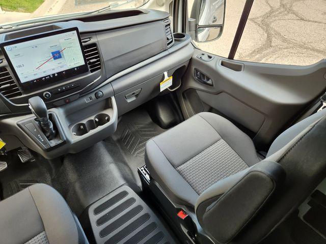 Photo of 2025 Oxford White Ford Transit-350