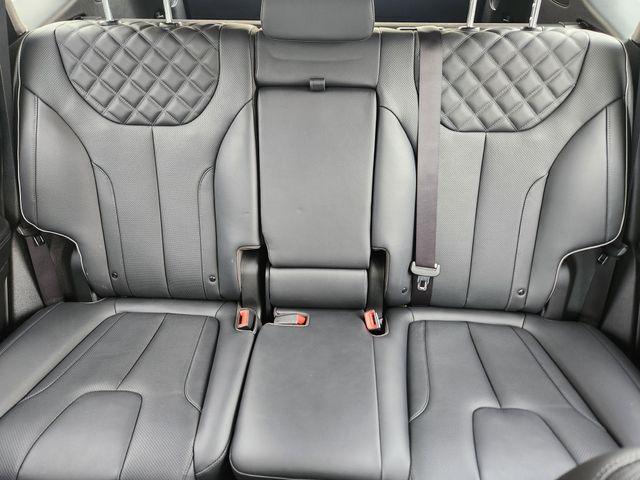 Photo of 2022 Shimmering Silver Hyundai Santa Fe Plug-In Hybrid