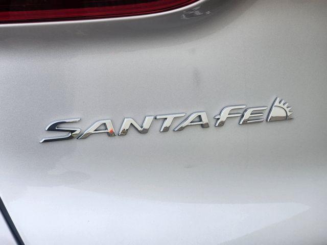 Photo of 2022 Shimmering Silver Hyundai Santa Fe Plug-In Hybrid