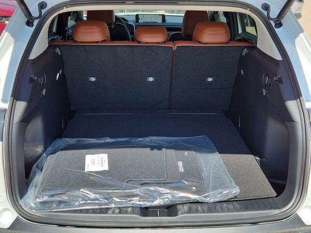 Photo of 2025 Wind Chill Pearl Mazda CX-50