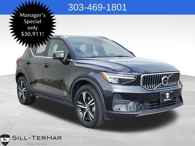 2025 Volvo XC40