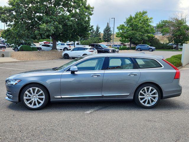 Photo of 2018 Osmium Gray Metallic Volvo V90